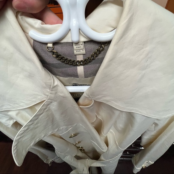 Burberry coat - Picture 6 of 8